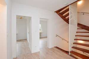Pinneberg: Gemütliches 5-Zimmer-Reihenhaus + Studio im DG, mit Loggia, herrlichem Garten und Garage! – Pinneberg (Kreis) – Vorschaubild 11