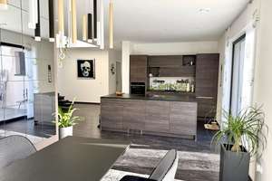 Für Individualisten:
Architektenhaus
mit Dreifachgarage
in Thannhausen – Die vollständige Adresse der Immobilie erhältst du vom Anbieter., 86470 Thannhausen – Vorschaubild 5