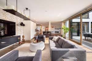 Moderne Architektenvilla mit exklusivem Interior-Konzept, Lift, Spa-Lounge, Home-Gym und Outdoorpool – Die vollständige Adresse der Immobilie erhältst du vom Anbieter., 81545 Giesing, München – Vorschaubild 7