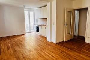 Generalsanierte 2-Zimmer-Wohnung mit neuer Schreiner-Einbauküche, Balkon – sofort bezugsbereit!