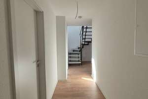 Moderne Dachgeschosswohnung mit toller Ausstattung – Einziehen und Wohlfühlen – Stadtmauerstraße  69, 71665 Vaihingen an der Enz – Vorschaubild 2