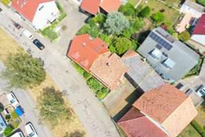 FAMILIENHAUS MIT 5 ZIMMERN, KÜCHE MIT GROßER VORRATSKAMMER, KLEINER GARTEN UND TERRASSE... – Die vollständige Adresse der Immobilie erhältst du vom Anbieter., 76228 Grünwettersbach, Karlsruhe – Vorschaubild 41