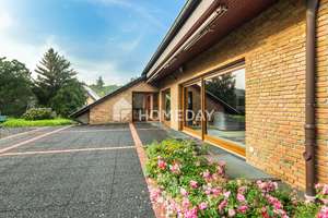 Exklusives Haus mit 2 Einheiten, 377 m² Wohnfläche und Gartenparadies – ideal für Wohnen & Arbeiten – Die vollständige Adresse der Immobilie erhältst du vom Anbieter., 24848 Kropp – Vorschaubild 8