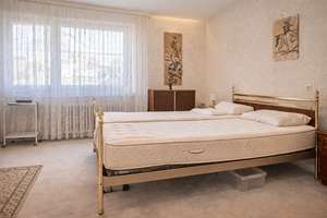Einfamilienhaus mit großem Areal vier Garagen, Stellplätzen und Garten. – Die vollständige Adresse der Immobilie erhältst du vom Anbieter., 56751 Polch – Vorschaubild 7