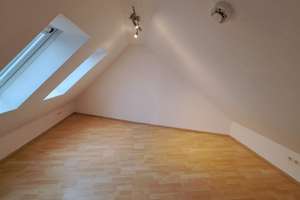 Schöne helle City-Wohnung in ansprechendem Jugendstilgebäude! – Lavesplatz 1, 30159 Mitte (Ortsteil), Hannover – Vorschaubild 8
