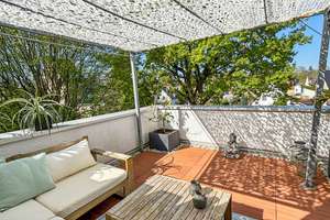 Lichtdurchflutete Maisonette-Wohnung mit weitläufiger Dachterrasse in Bestlage von Köln-Weiden – Arndtstraße 32, 50858 Weiden, Köln – Vorschaubild 2