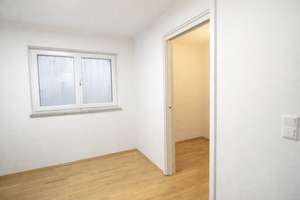 Gartentraum! 5-Zimmer-Maisonette-Wohnung in ruhiger Siedlungslage – Die vollständige Adresse der Immobilie erhältst du vom Anbieter., 81739 Waldperlach, München – Vorschaubild 18