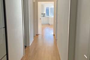 Drei -Zimmer-Wohnung mit Südwestbalkon, hell und ruhig, in Landshut-Schönbrunn – Die vollständige Adresse der Immobilie erhältst du vom Anbieter., 84036 Schönbrunn, Landshut – Vorschaubild 9