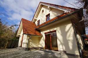 Exklusives Einfamilienhaus am Fuße der Landeskrone – Die vollständige Adresse der Immobilie erhältst du vom Anbieter., 2827 Biesnitz, Görlitz – Vorschaubild 1