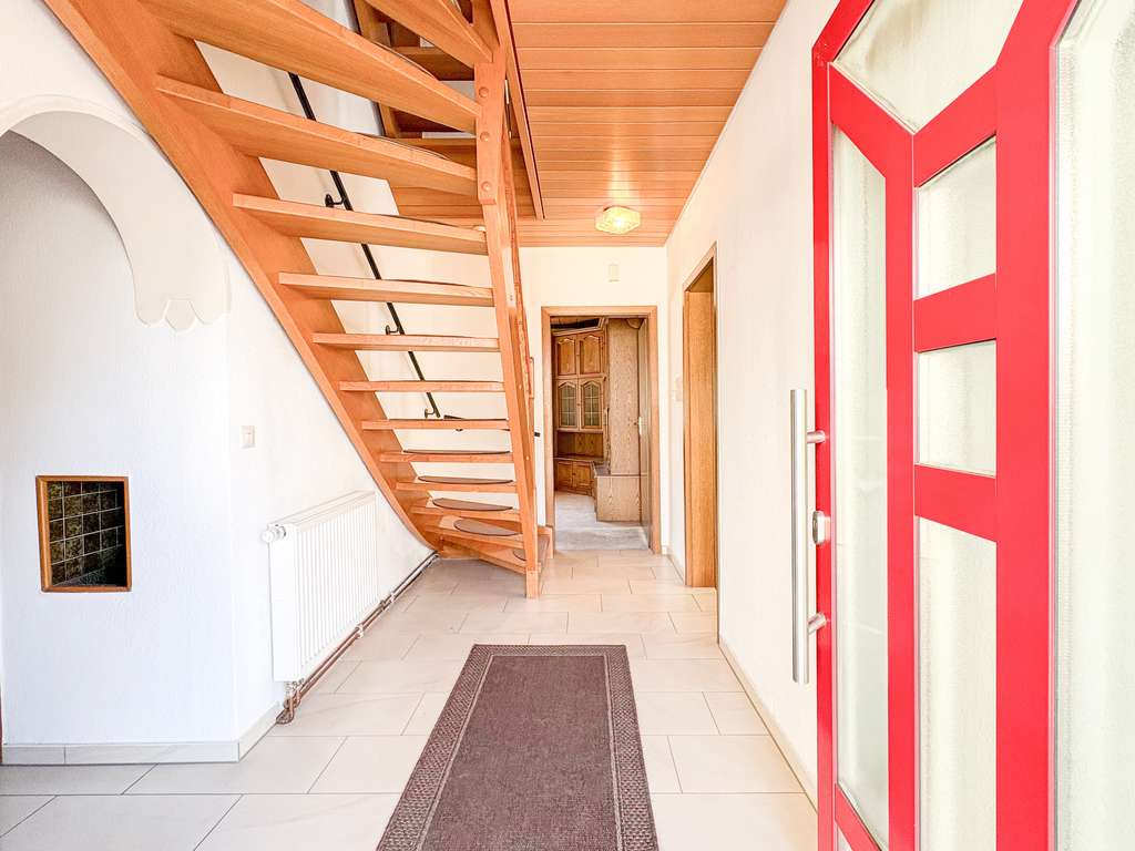 Immobilie in Walheim - HAUS MIT SCHEUNE – hier passt das Leben rein – bezugsfrei - Bild 2