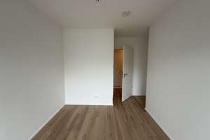 First Occupancy in "Pasing Patio": New 3-Room Apt with Loggia & Rooftop Terrace Access – Hermine-von-Parish-Straße 47, 81245 Neupasing, München – Vorschaubild 21