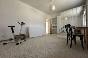 Property thumbnail 12