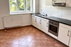 Großzügige 2-Zimmer-Wohnung mit riesigem Balkon + Einbauküche – Die vollständige Adresse der Immobilie erhältst du vom Anbieter., 1277 Seidnitz/Dobritz, Dresden – Vorschaubild 5