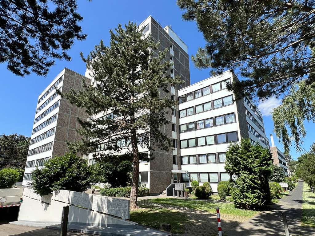 Freie, sanierungsbedürftige 1-Zimmer-Wohnung in Kerpen-Brüggen