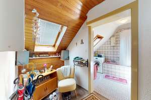 Eigenens Haus statt Wohnung: Reihenendhaus mit Garage und Innenhof zum Kauf in Münster-Sarmsheim – 55424 Münster-Sarmsheim – Vorschaubild 11