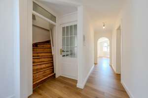 ***Erstbezug nach Sanierung: Helle 3,5-Zimmer-Maisonette im Herzen der beliebten Calwer Straße*** – Die vollständige Adresse der Immobilie erhältst du vom Anbieter., 70173 Neue Vorstadt, Stuttgart – Vorschaubild 4