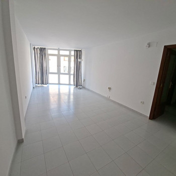 Tolle Wohnung, mit Aufzug, hell und zentral gelegen