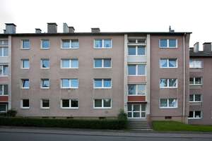 gemütliche 2 - Zimmer Wohnung in Langerfeld
