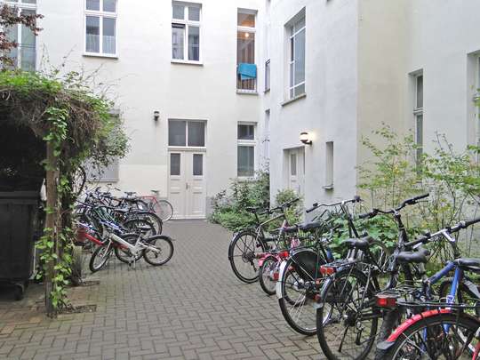 Single Apartment in Berlin Prenzlauer Berg - Bild 12