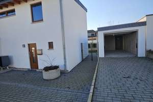 Attraktive Doppelhaushälfte in ruhiger Wohnsiedlung mit Charme - Nähe OLGA-Park – Zunftweg 9, 46117 Heide, Oberhausen – Vorschaubild 13