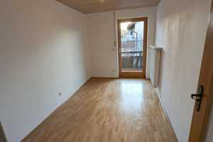 Familienidyll in bester Lage (Isarnähe) - Reihenmittelhaus (1 von 2) mit Garage und Stellplatz – Bad Tölz-Wolfratshausen (Kreis) – Vorschaubild 16