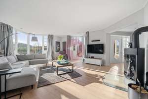Architektenhaus mit Weitblick direkt angrenzend an Wellingsbüttler Premium-Lage – Die vollständige Adresse der Immobilie erhältst du vom Anbieter., 22393 Sasel, Hamburg – Vorschaubild 7