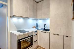 TOP-Renovierte  1 - Zi-Wohnung mit Terrasse , komplett möbliert und ausgestattet – Die vollständige Adresse der Immobilie erhältst du vom Anbieter., 81477 Solln, München – Vorschaubild 8