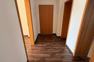 Top Whg. / Laminat / Bad mit Wanne/ großer Balkon u.v.m. – Olbernhauer Straße 20, 9125 Altchemnitz, Chemnitz – Vorschaubild 8