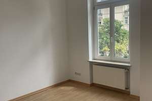 Nicht Familiengeeignet-Renovierte 4-Zimmerwohnung in Wiesbaden-Biebrich – Die vollständige Adresse der Immobilie erhältst du vom Anbieter., 65203 Biebrich, Wiesbaden – Vorschaubild 4