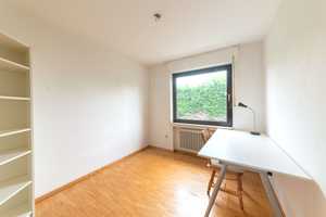 ++ FAMILIENGLÜCK IN PREMIUM-LAGE … Ruhiges RMH mit ca. 130 m² Wohnfläche  ++ GARTEN+GARAGE – Neuss (Rhein-Kreis) – Vorschaubild 14