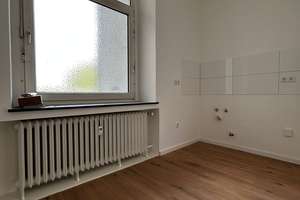 Frisch renovierte 3-Zimmerwohnung mit Balkon – Marktstraße 94, 46045 Altstadt-Mitte, Oberhausen – Vorschaubild 6