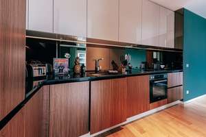 WIN WIN - Möblierte 3-Zimmer Wohnung in direkter Wasserlage im Medienhafen! – Speditionstraße 8, 40221 Hafen, Düsseldorf – Vorschaubild 8