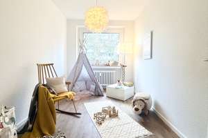 Für Jung & Alt: Bezugsfreie 4‑Zimmer‑Wohnung mit XL-Loggia * Tiefgarage *Aufzug *Energiekl. C *1. OG – Die vollständige Adresse der Immobilie erhältst du vom Anbieter., 40593 Urdenbach, Düsseldorf – Vorschaubild 10