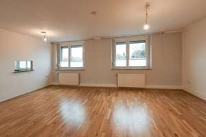 Gepflegte 3-Zimmerwohnung mit zwei Badezimmern in Cronenberg zu verkaufen! – Die vollständige Adresse der Immobilie erhältst du vom Anbieter., 42349 Cronenberg, Wuppertal – Vorschaubild 2