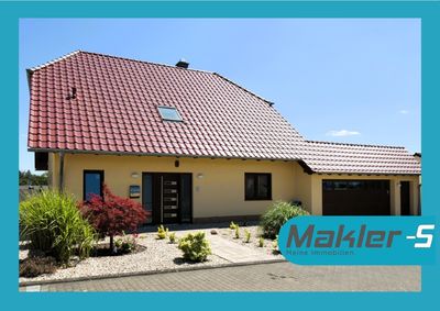 Stilvoll. Hochwertig. Unverbaubar. Exklusives  Wohnglück mit Panoramablick in IO-Regulshausen