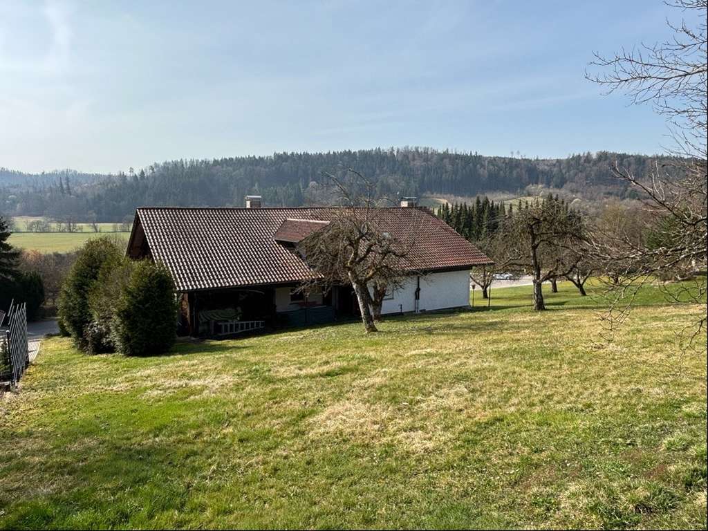 Immobilie in Oberrot - Großzügiges Wohnhaus mit Blick ins Rottal! - Bild 4