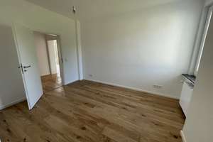 Erstbezug nach Sanierung - 3 Zimmer Wohnung mit EBK in begehrter Lage – 40477 Pempelfort, Düsseldorf – Vorschaubild 3
