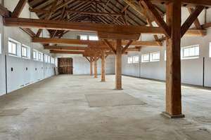 3 in 1 - Haus + Büro + 4 Hallen
Wohnen, Vermieten, Lagern auf 2.242 m² - Objekt mit guter Rendite – Die vollständige Adresse der Immobilie erhältst du vom Anbieter., 94339 Leiblfing – Vorschaubild 36