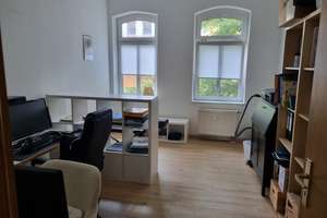 Charmante und großzügige und zentrumsnahe Wohnung inklusive Küche mit Balkonoption WG geeignet – Lassallestr. 7, 99086 Johannesvorstadt, Erfurt – Vorschaubild 6