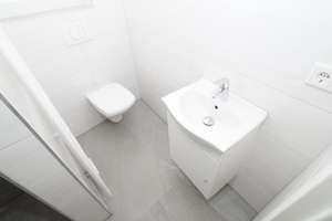 4 Raum Wohnung  !!!! 2 Balkone, 2 Bäder, Fußbodenheizung, Stellplatz, Tageslichtbad! – Olvenstedter Straße 29, 39108 Stadtfeld Ost, Magdeburg – Vorschaubild 9