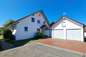 Gepflegtes Einfamilienhaus mit großem Garten, Balkon und Doppelgarage – Neu-Ulm (Kreis) – Vorschaubild 31