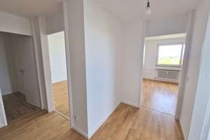 Familienfreundliche 3-Zimmer-Wohnung mit viel Platz! – Appenzeller Straße 95, 81475 Fürstenried-West, München – Vorschaubild 2