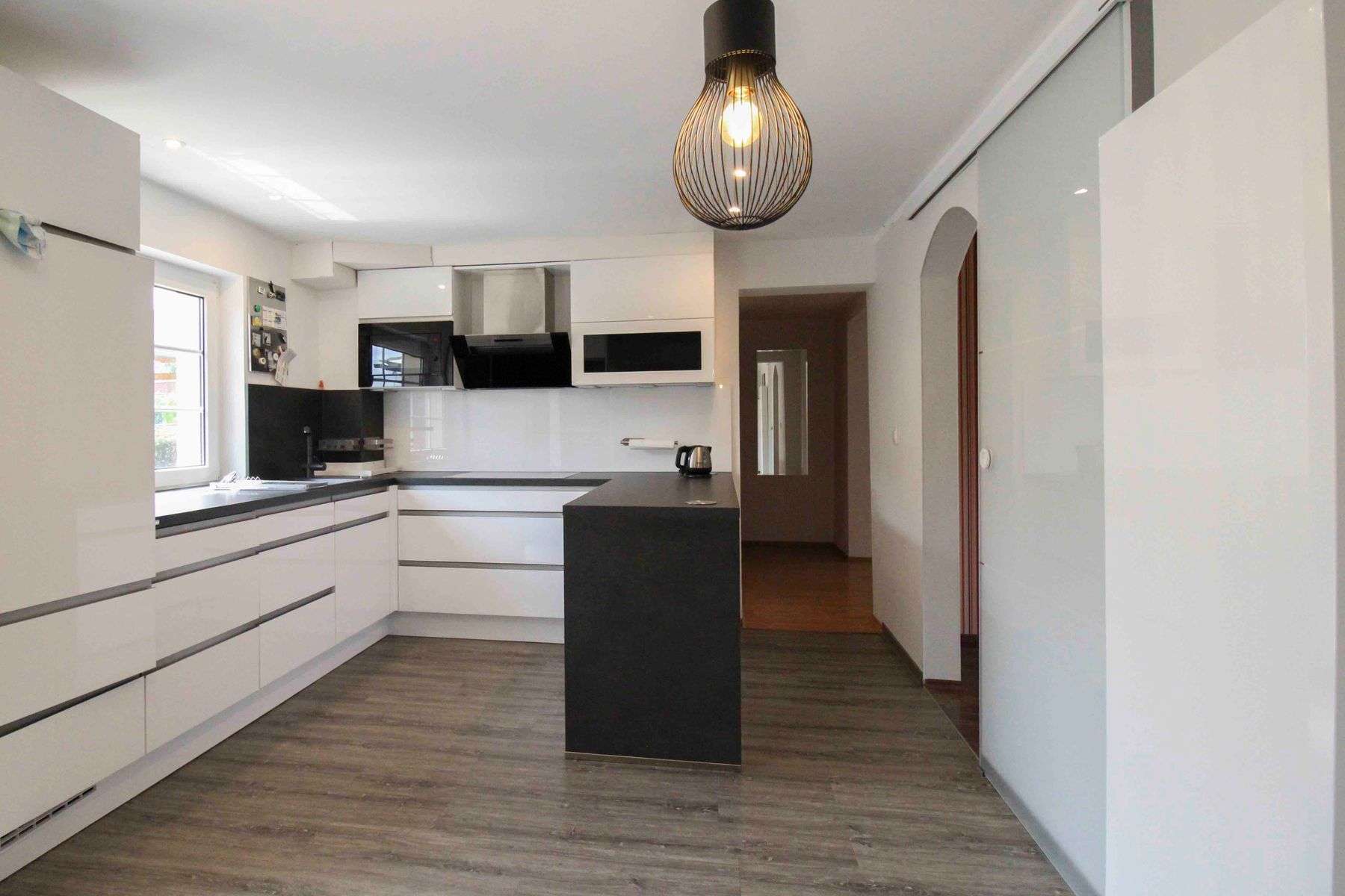 Immobilie in Tribsees - Modernisierte Doppelhaushälfte mit Anbau, Photovoltaik und schönem Garten in Tribsees - Bild 10