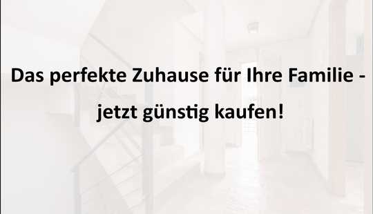 Bild von Wohnhaus mit Nebengebäude