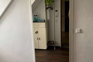 2,5-Zimmer Maisonette-Wohnung im 3. OG mit Balkon in Düsseldorf-Wersten – Die vollständige Adresse der Immobilie erhältst du vom Anbieter., 40591 Wersten, Düsseldorf – Vorschaubild 5