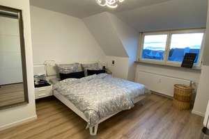 Exklusive, vollständig renovierte 3-Zimmer-DG-Wohnung mit Einbauküche  in Stuttgart – Die vollständige Adresse der Immobilie erhältst du vom Anbieter., 70374 Im Geiger, Stuttgart – Vorschaubild 8