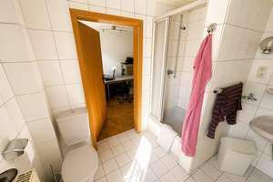 Vielseitige Doppelhaushälfte mit Einliegerwohnung, Ladenlokal & traumhaftem Garten – Aktienstr. 293, 45473 Dümpten, Mülheim an der Ruhr – Vorschaubild 9