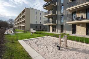 Hier kann ihr Kind im Garten spielen! 3-Zimmer-ETW. Besichtigung So. 26.7. zw. 13 u. 15 h – Hausenring 9, 70499 Hausen, Stuttgart – Vorschaubild 3