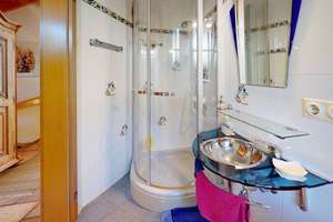 Ankommen, durchatmen, wohlfühlen – Ihr neues Zuhause mit Kamin und Gartenidylle – Kreuzeckstraße 3B, 82194 Gröbenzell – Vorschaubild 6