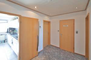 Wohnen mit Aussicht – helle 3-Zimmer-Wohnung mit Loggia und Garage in der Waldstadt – Die vollständige Adresse der Immobilie erhältst du vom Anbieter., 76139 Waldstadt, Karlsruhe – Vorschaubild 3